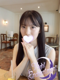 📧【2197】25歲D杯幼稚園老師・親親摸摸超享受・戴套慢慢推進超緊水多到不行・輸出後